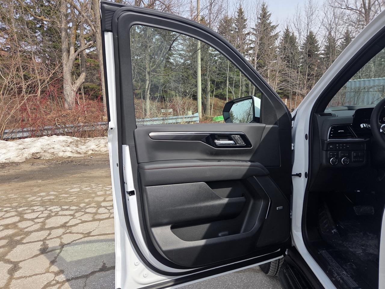 2026 Chevrolet Tahoe RST Photo