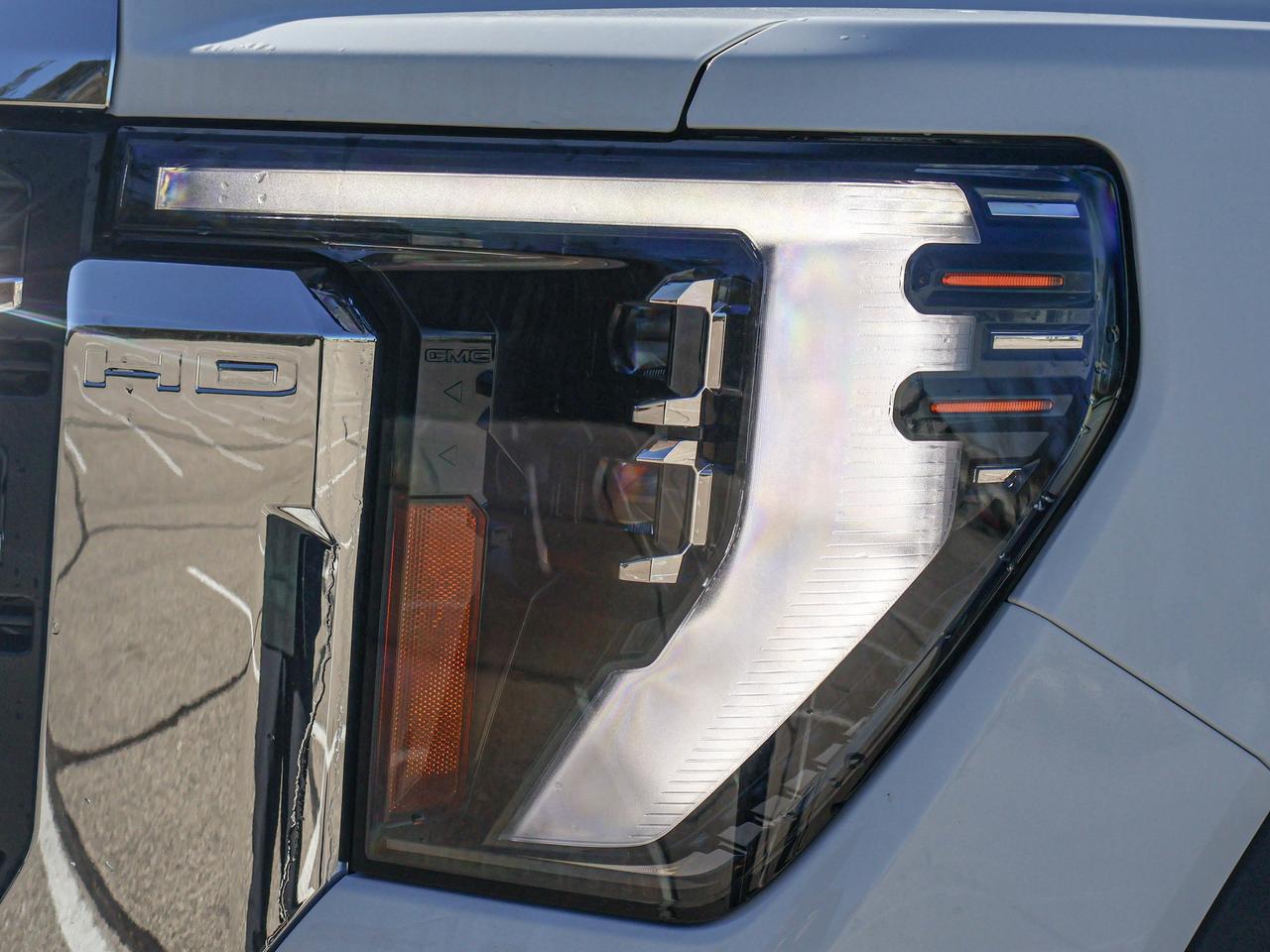 2026 GMC SIERRA 2500HD SLT Photo