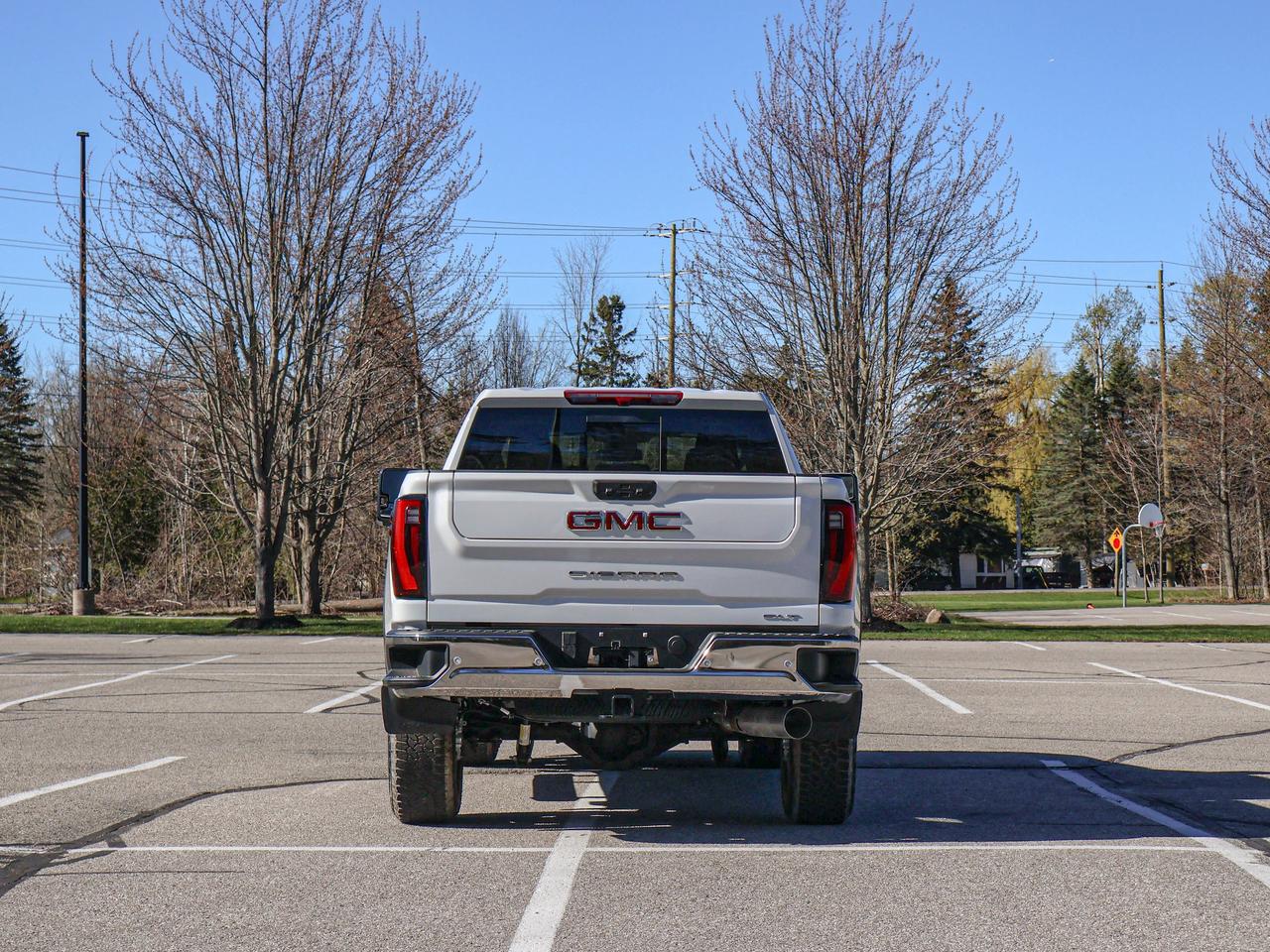 2026 GMC SIERRA 2500HD SLT Photo