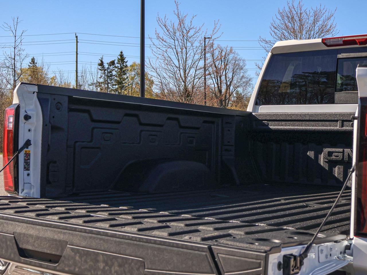 2026 GMC SIERRA 2500HD SLT Photo