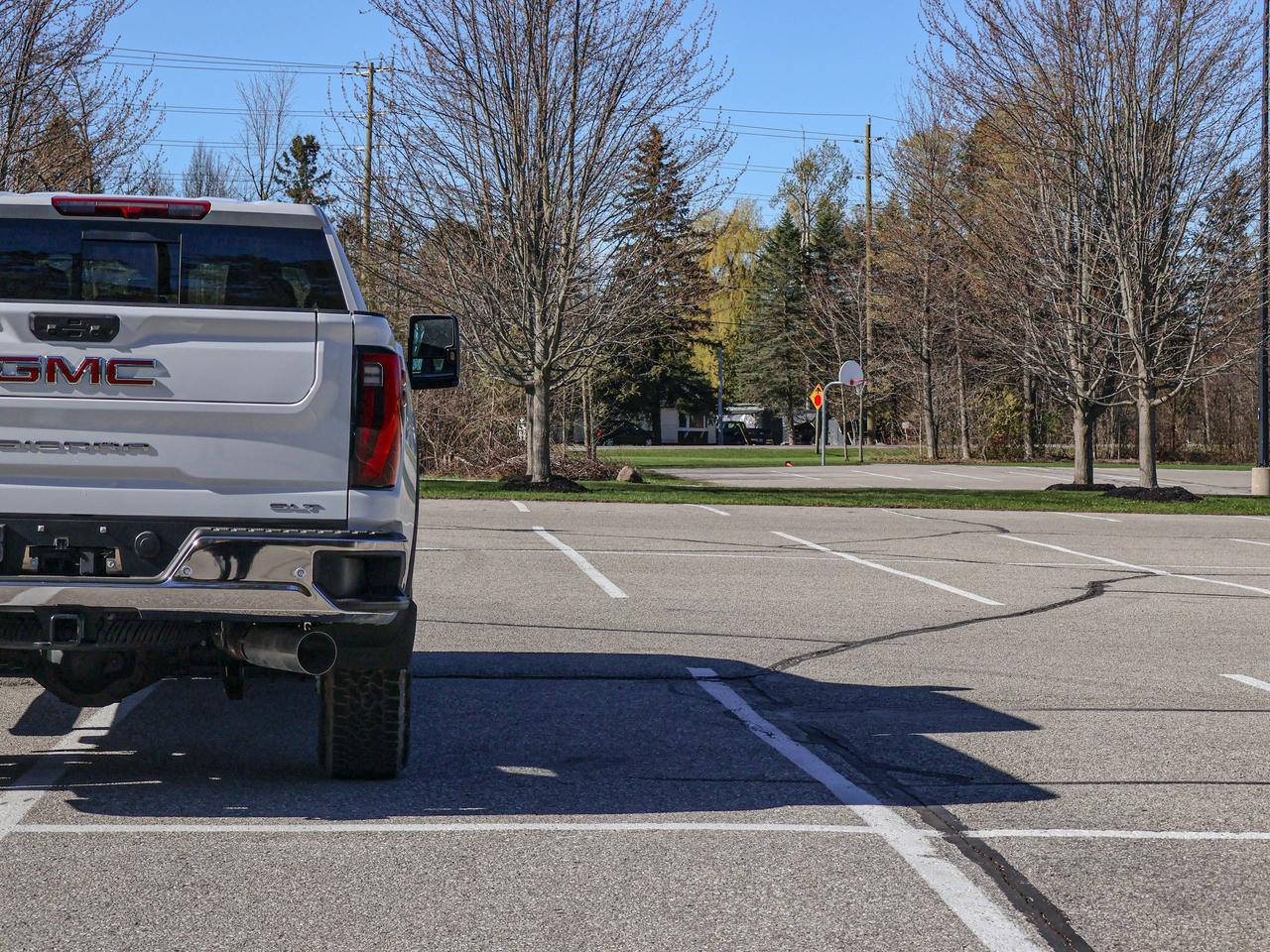2026 GMC SIERRA 2500HD SLT Photo