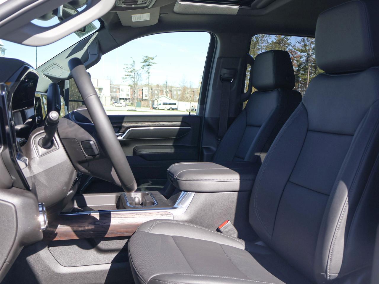 2026 GMC SIERRA 2500HD SLT Photo