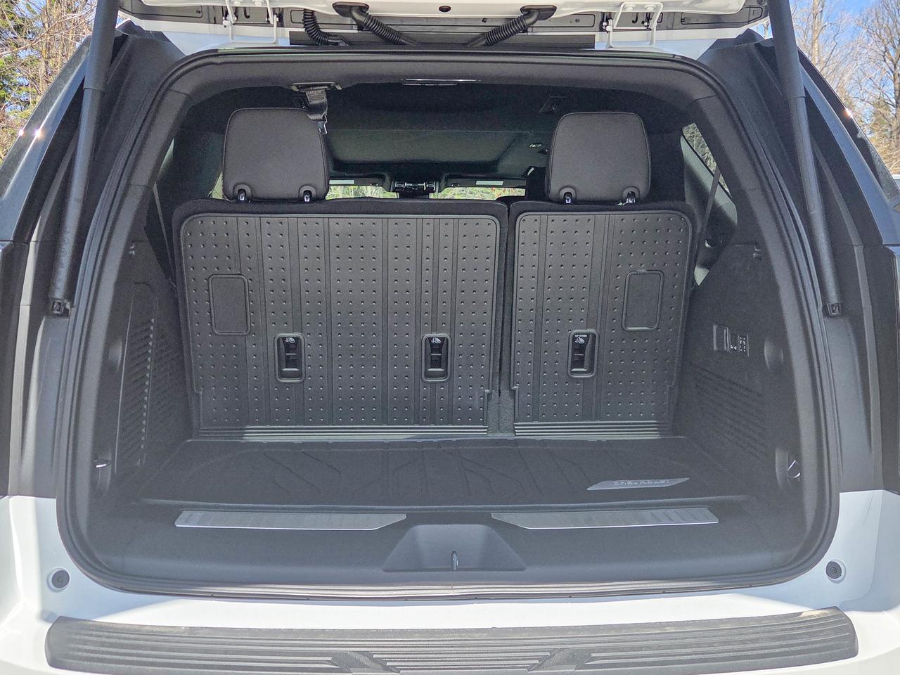 2026 Chevrolet Tahoe RST Photo