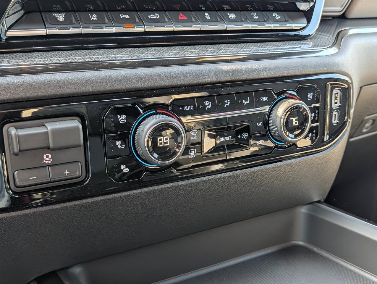 2026 Chevrolet SILVERADO 2500HD ZR2 Photo