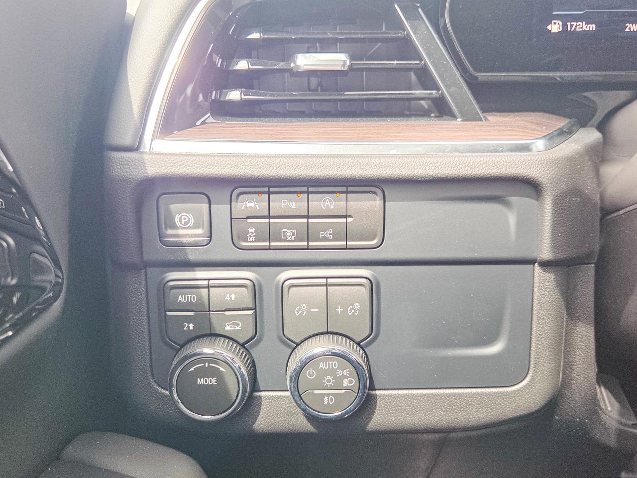 2026 Chevrolet Tahoe LT Photo