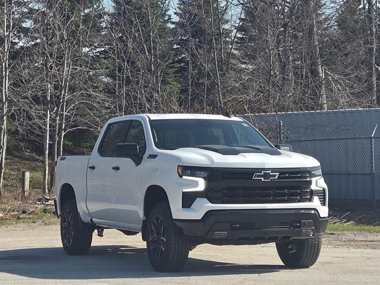 2026 Chevrolet Silverado 1500 LT Trail Boss Photo3