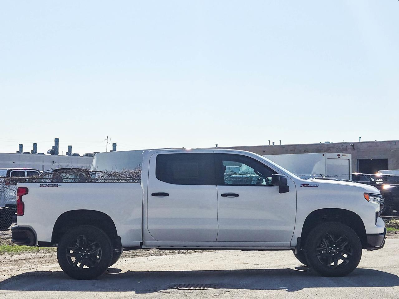 2026 Chevrolet Silverado 1500 LT Trail Boss Photo2