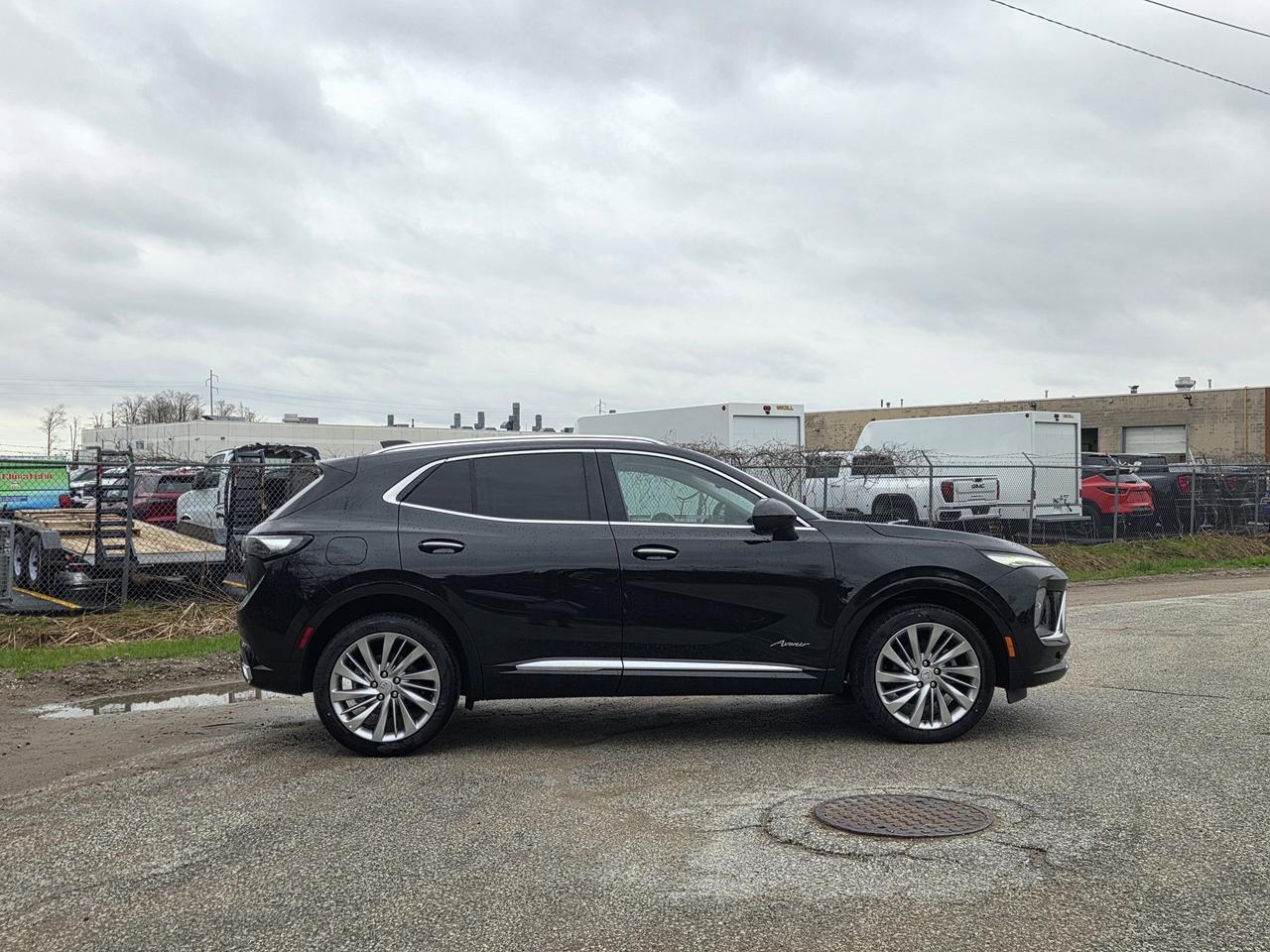 2026 Buick Envision Avenir Photo2