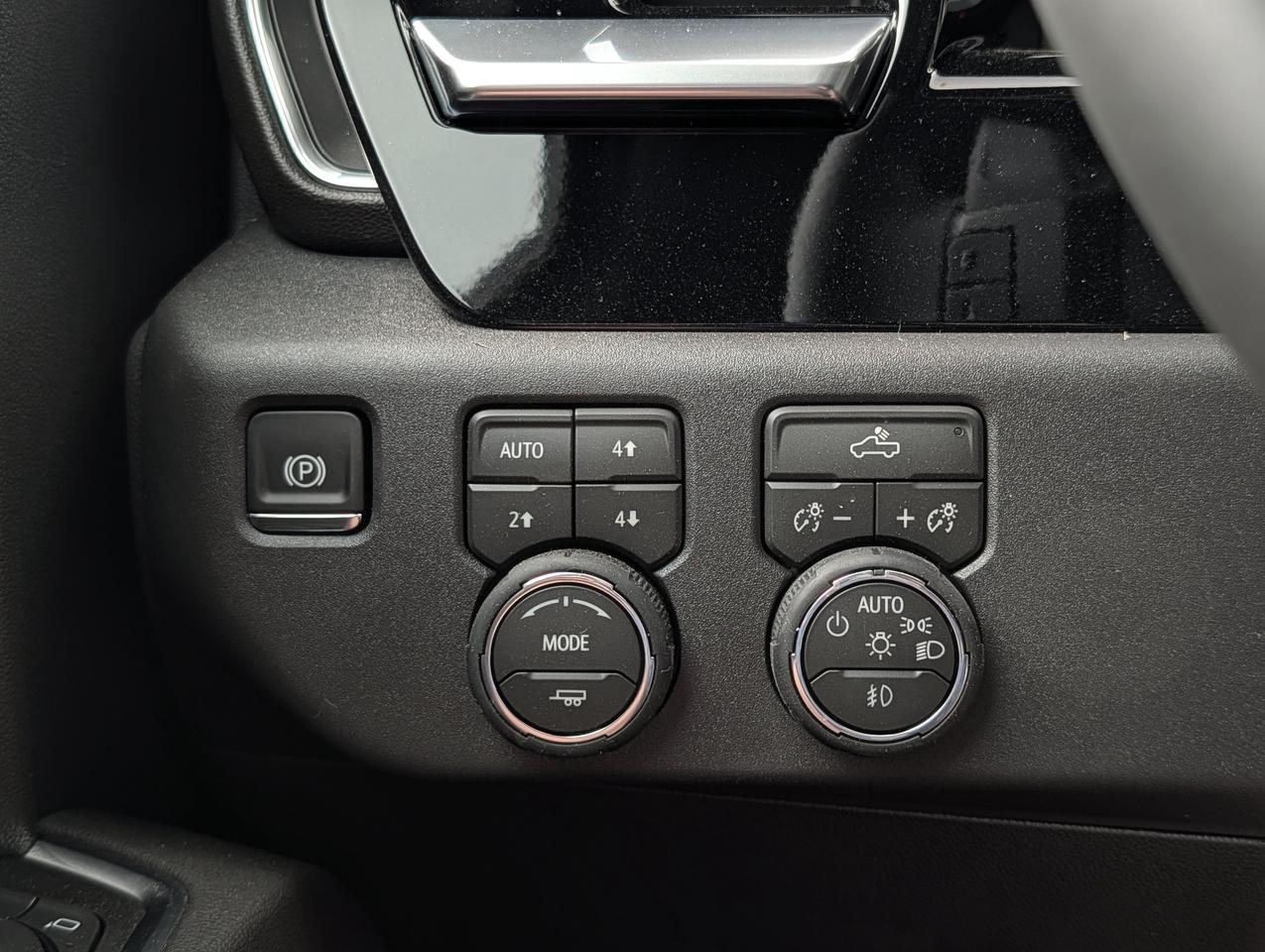 2026 Chevrolet Silverado 1500 LT Trail Boss Photo
