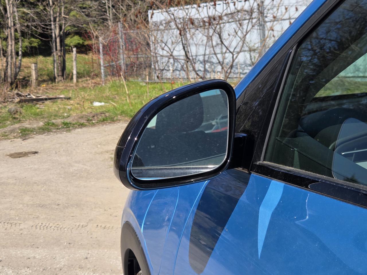 2027 Chevrolet Bolt RS Photo