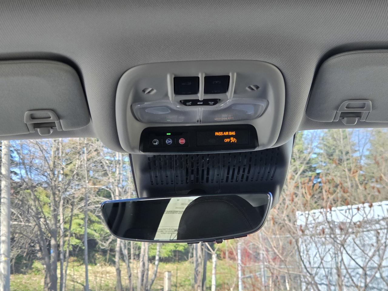 2027 Chevrolet Bolt RS Photo