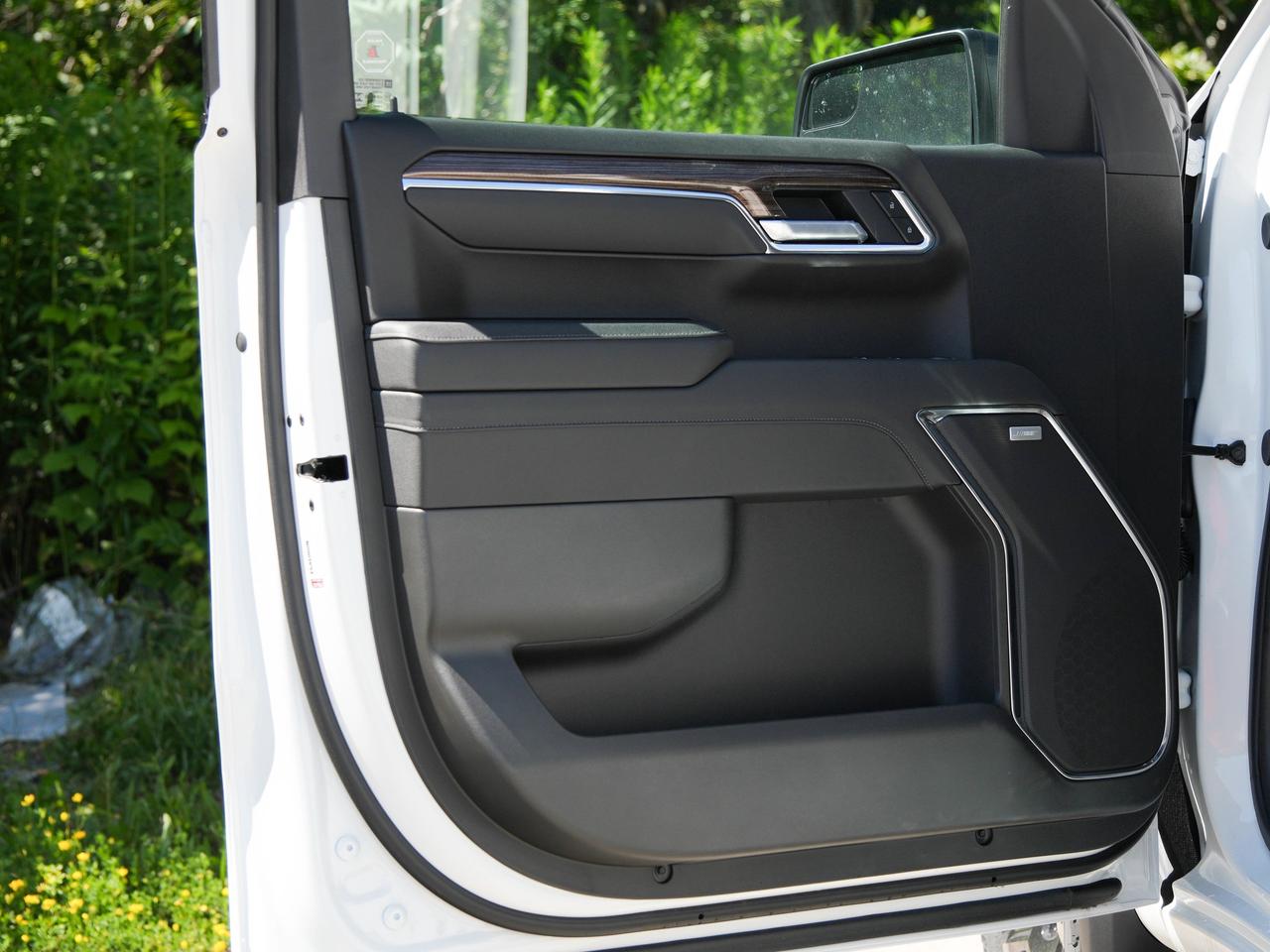 2026 Chevrolet Silverado 1500 LT Trail Boss Photo