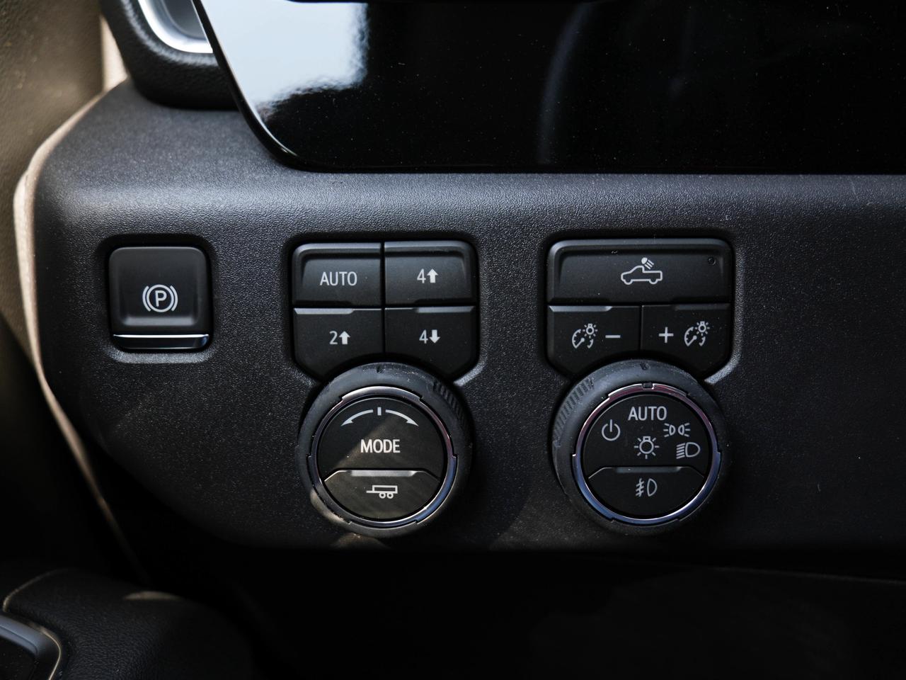 2026 Chevrolet Silverado 1500 LT Trail Boss Photo