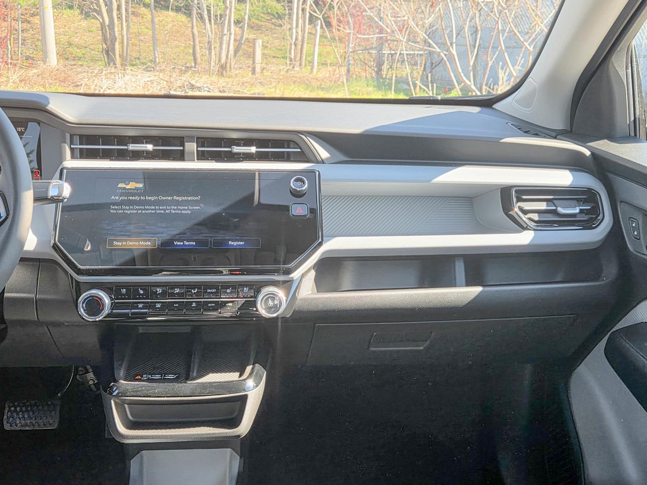 2027 Chevrolet Bolt RS Photo