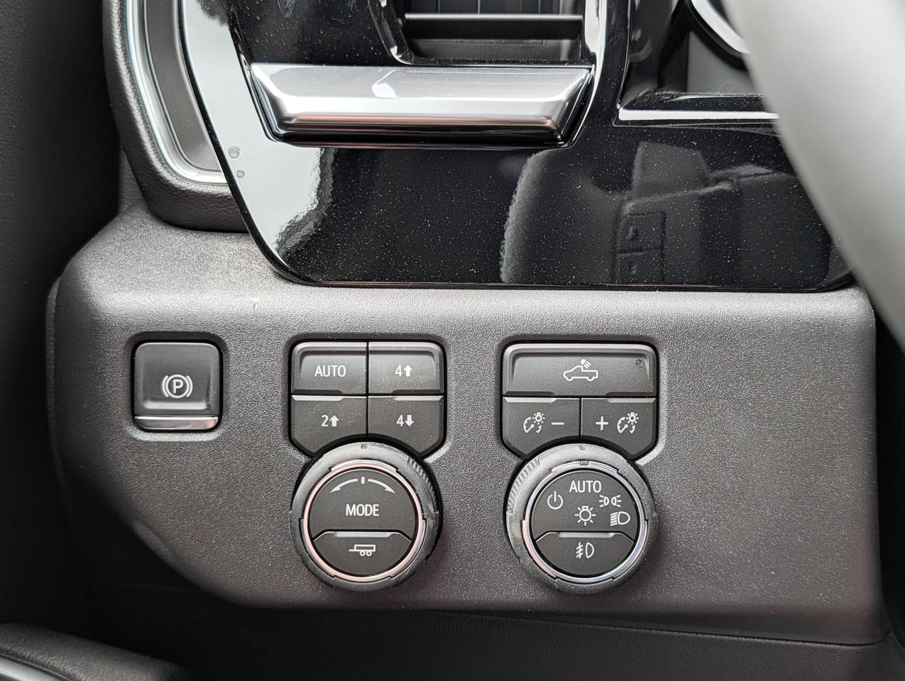 2026 Chevrolet Silverado 1500 LT Trail Boss Photo