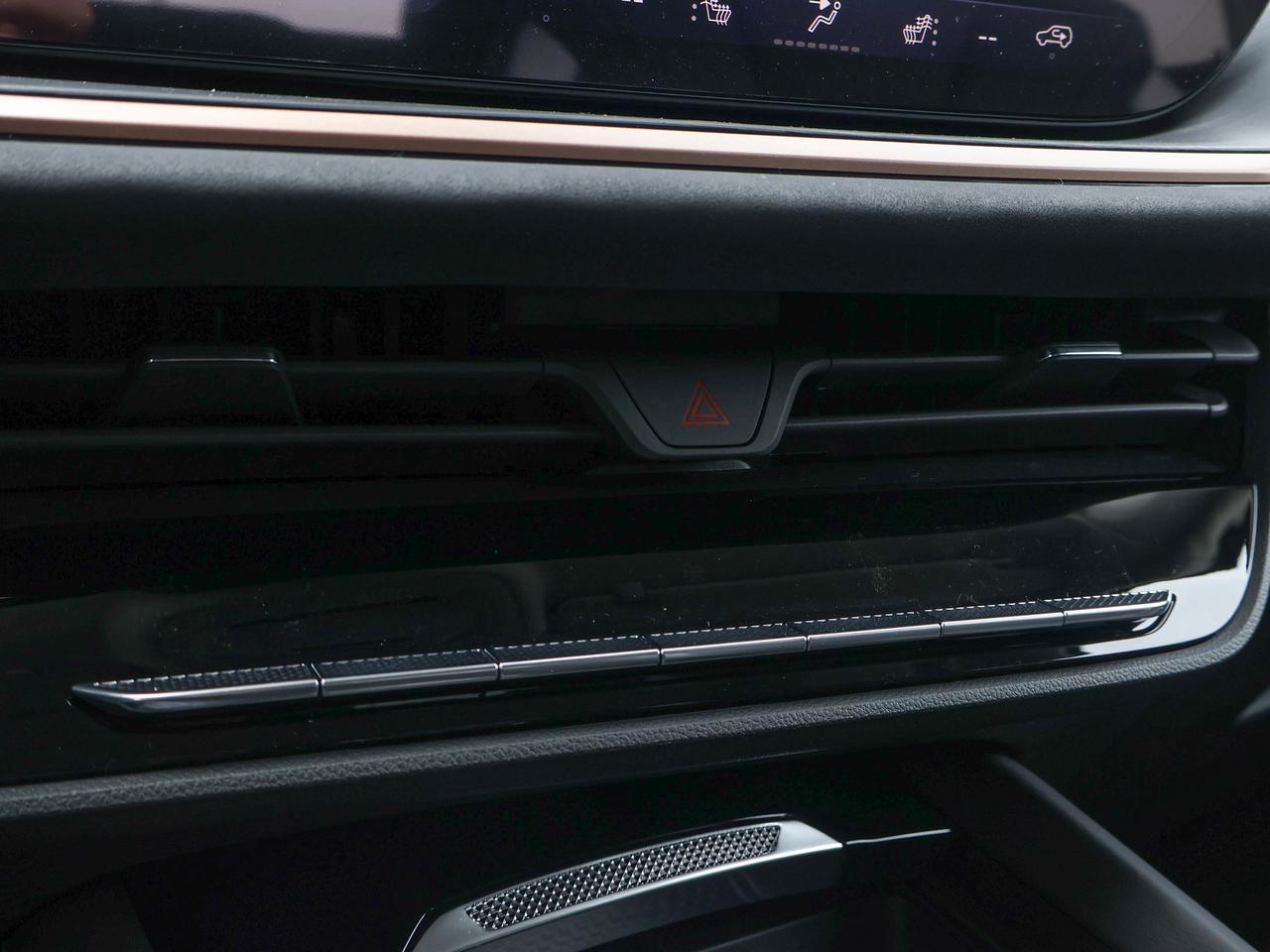2026 Buick Envision SPORT TOURING Photo