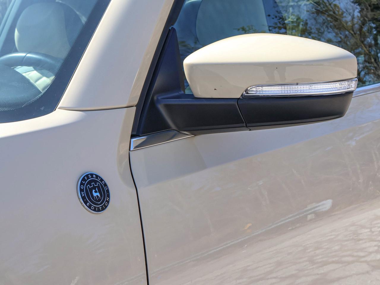 2019 Volkswagen Beetle Wolfsburg Edition Photo