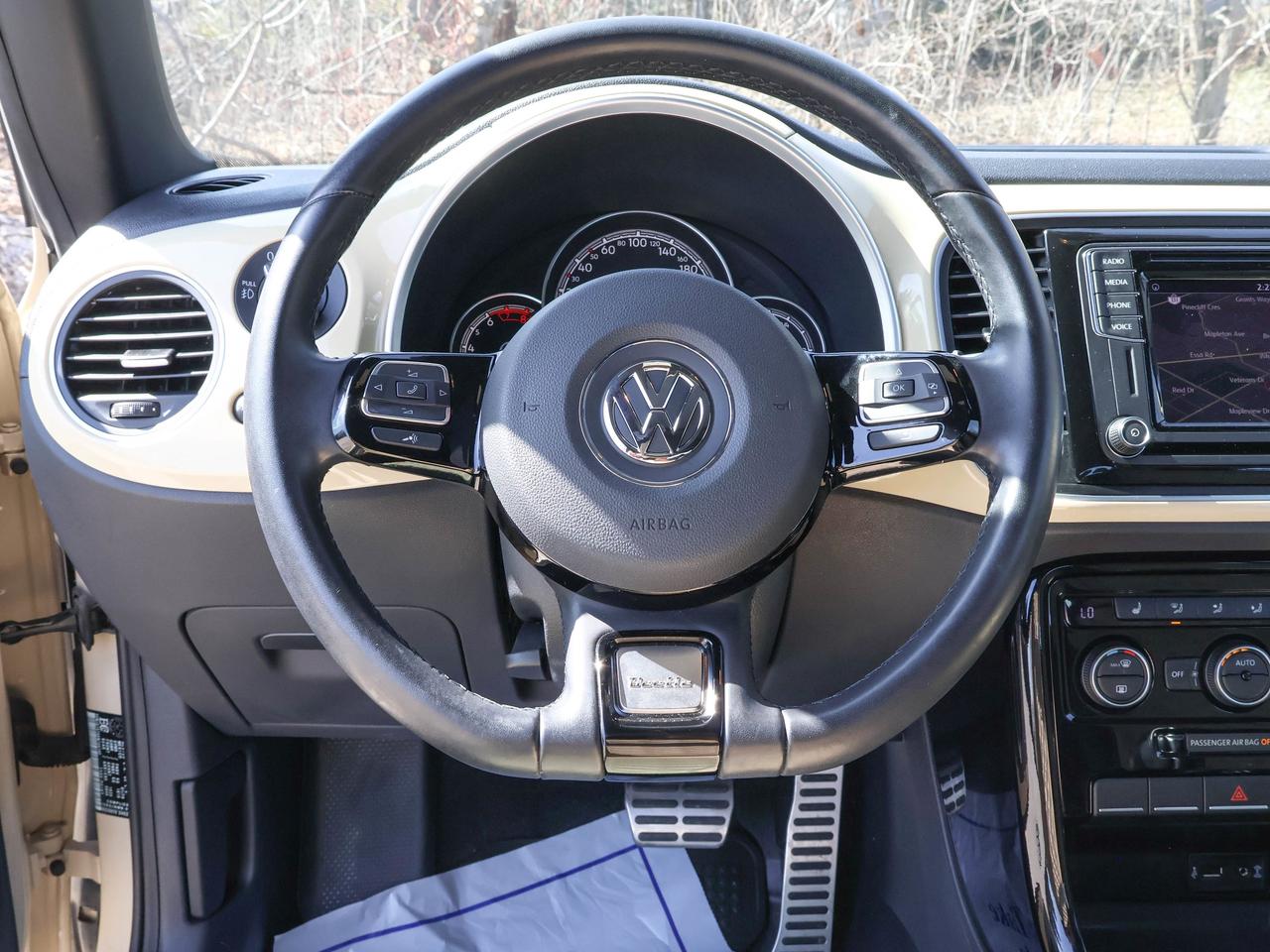2019 Volkswagen Beetle Wolfsburg Edition Photo