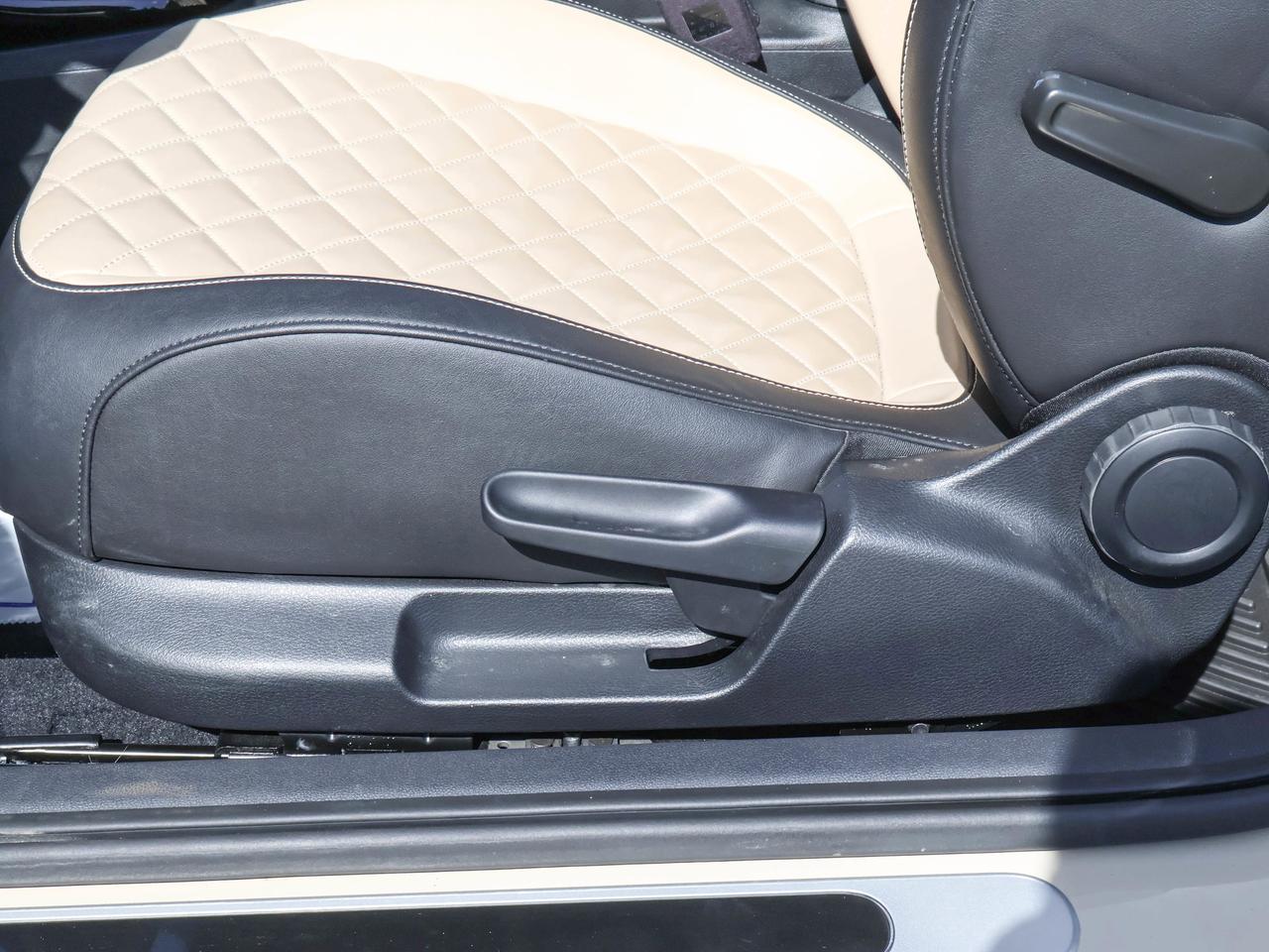 2019 Volkswagen Beetle Wolfsburg Edition Photo