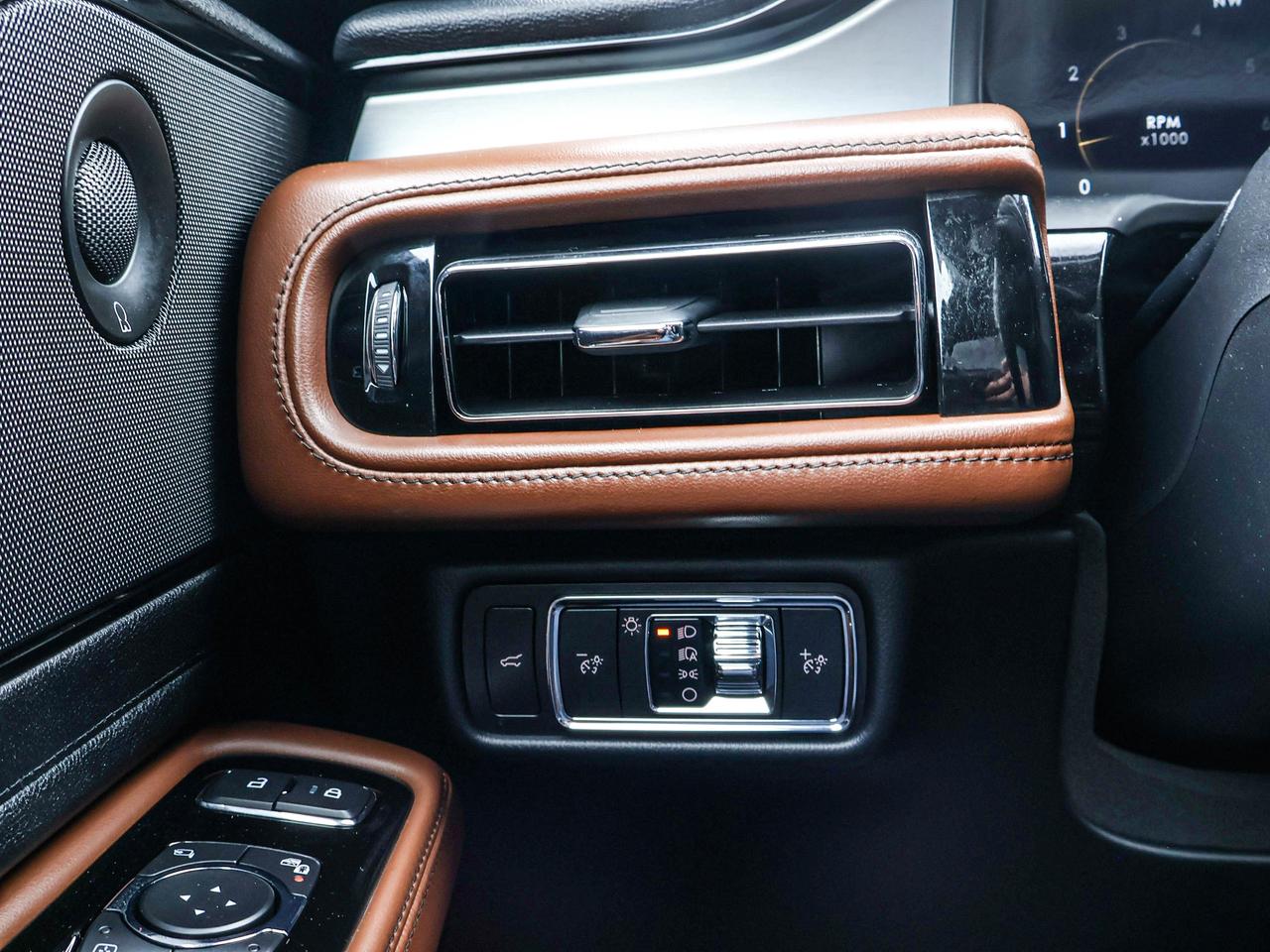 2022 Lincoln Aviator Reserve Photo