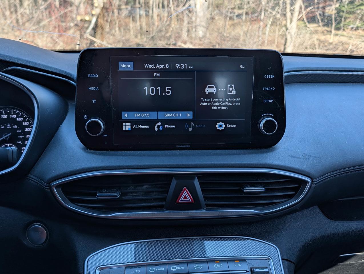 2022 Hyundai Santa Fe Preferred Photo