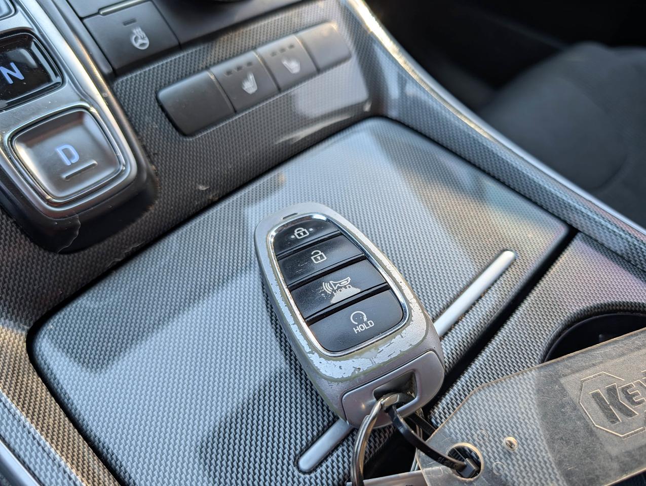 2022 Hyundai Santa Fe Preferred Photo