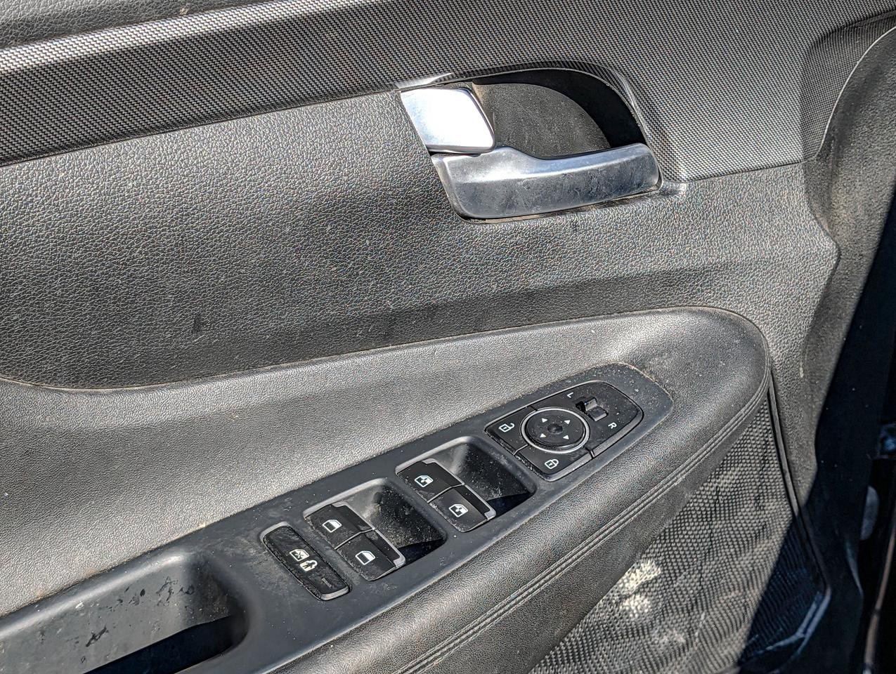 2022 Hyundai Santa Fe Preferred Photo