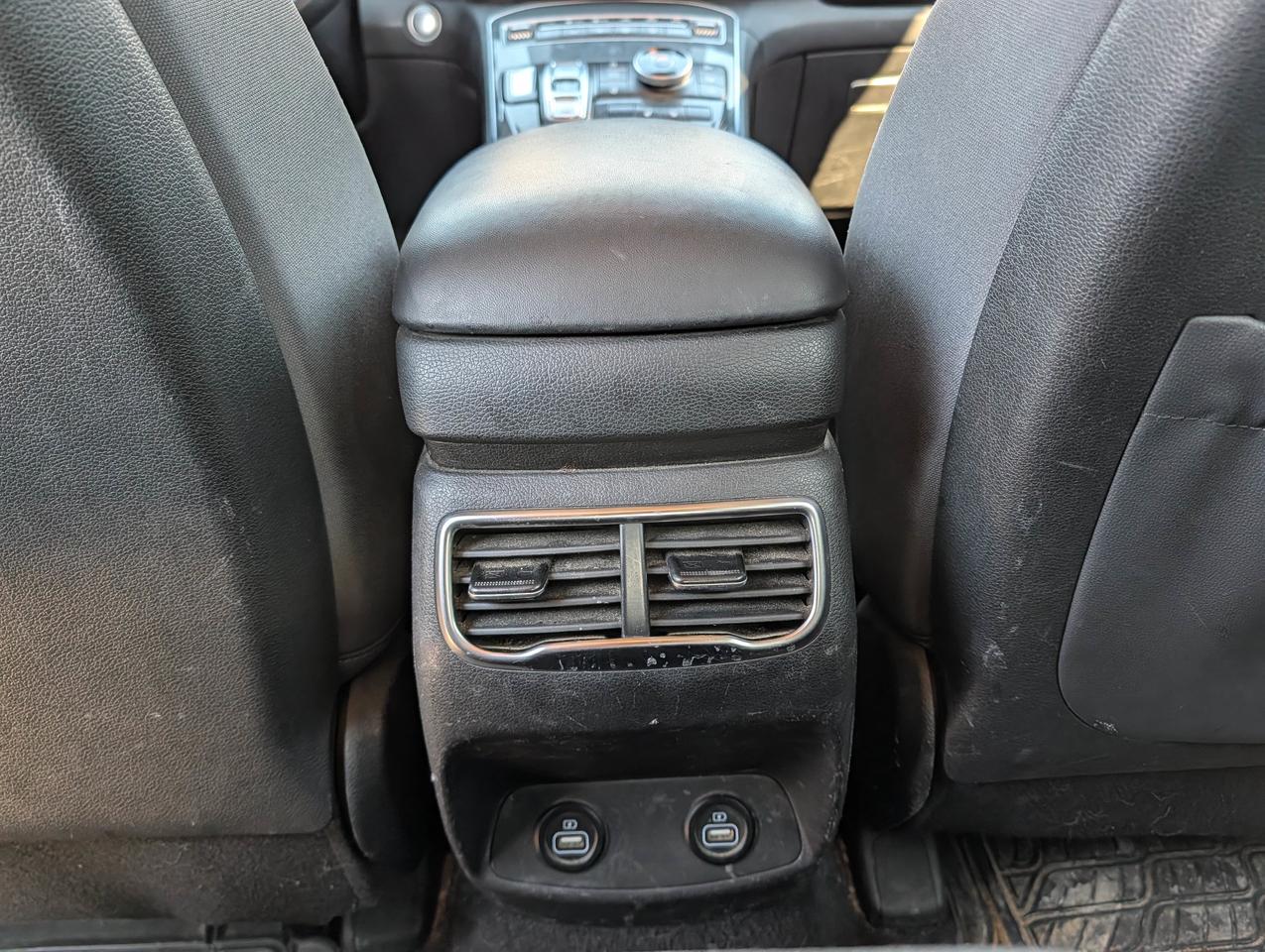 2022 Hyundai Santa Fe Preferred Photo