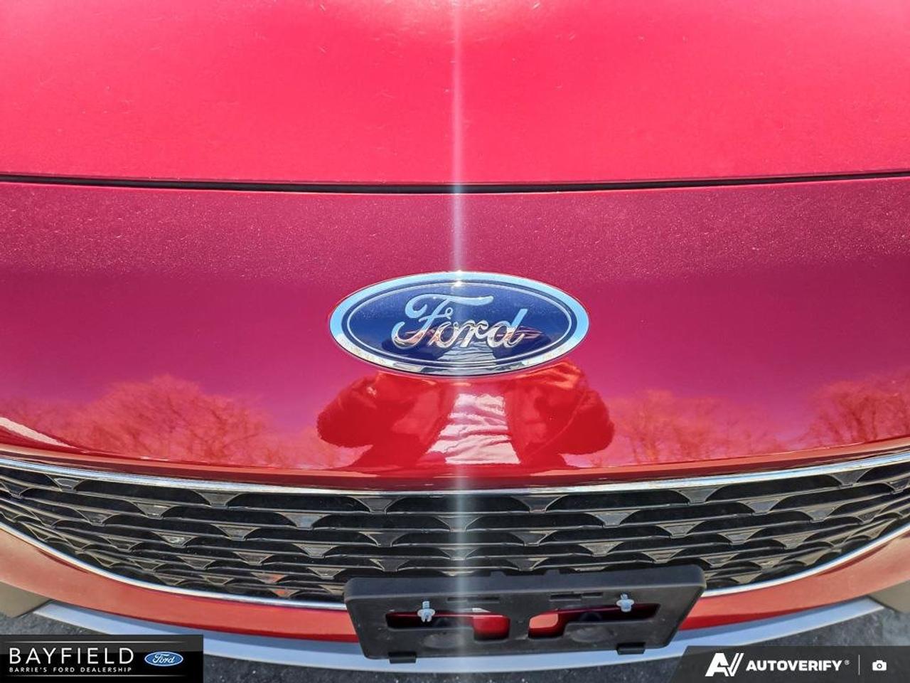 2022 Ford Escape SE Hybrid Photo