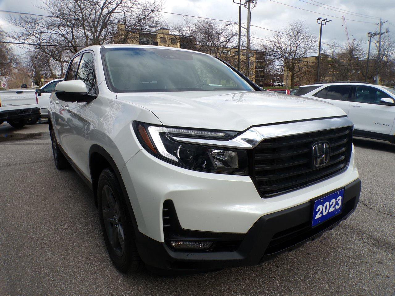 2023 Honda Ridgeline TOURING Photo2