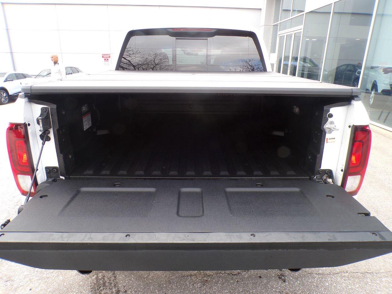 2023 Honda Ridgeline TOURING Photo