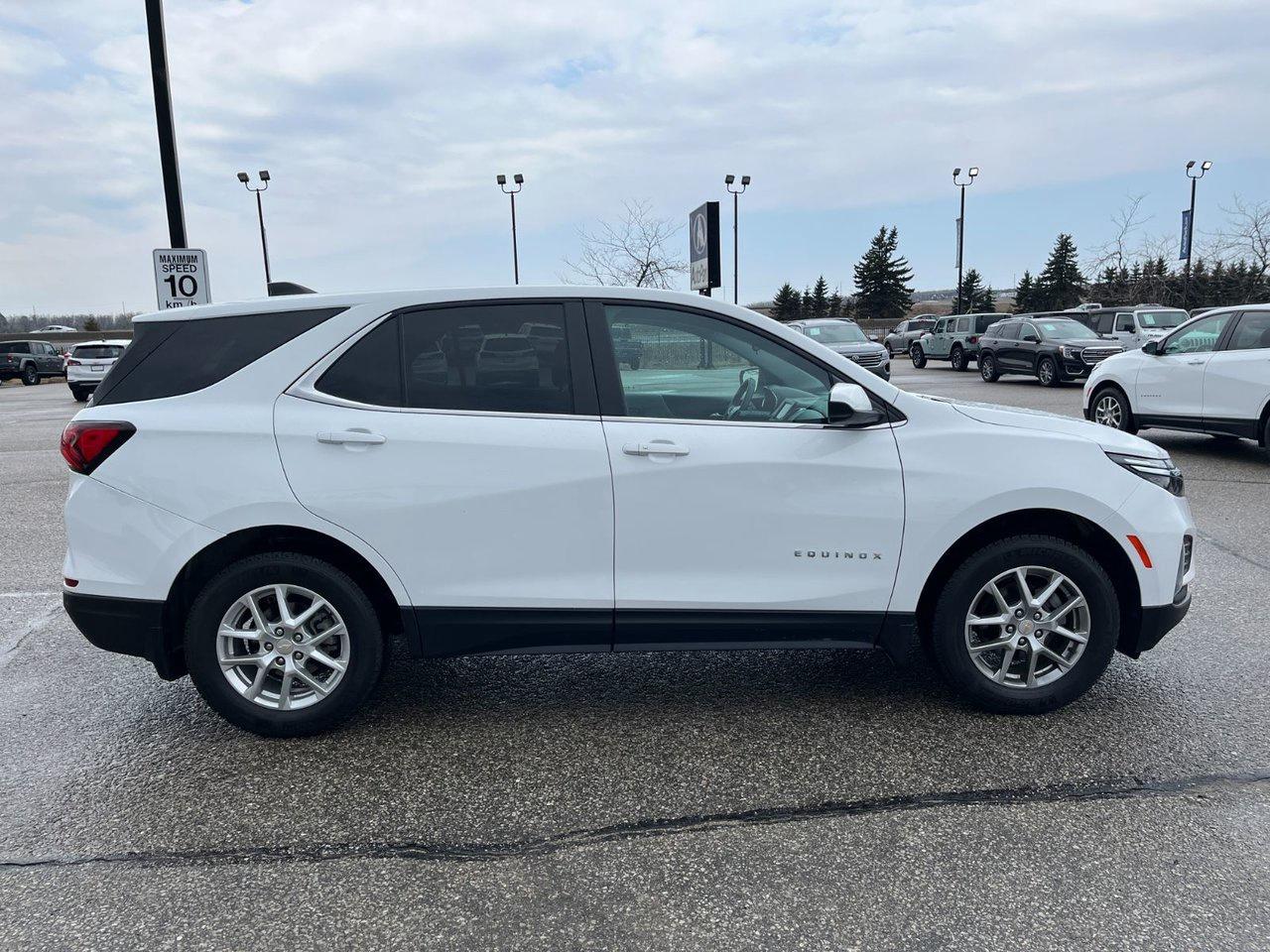 2023 Chevrolet Equinox AWD 4DR LT Photo4