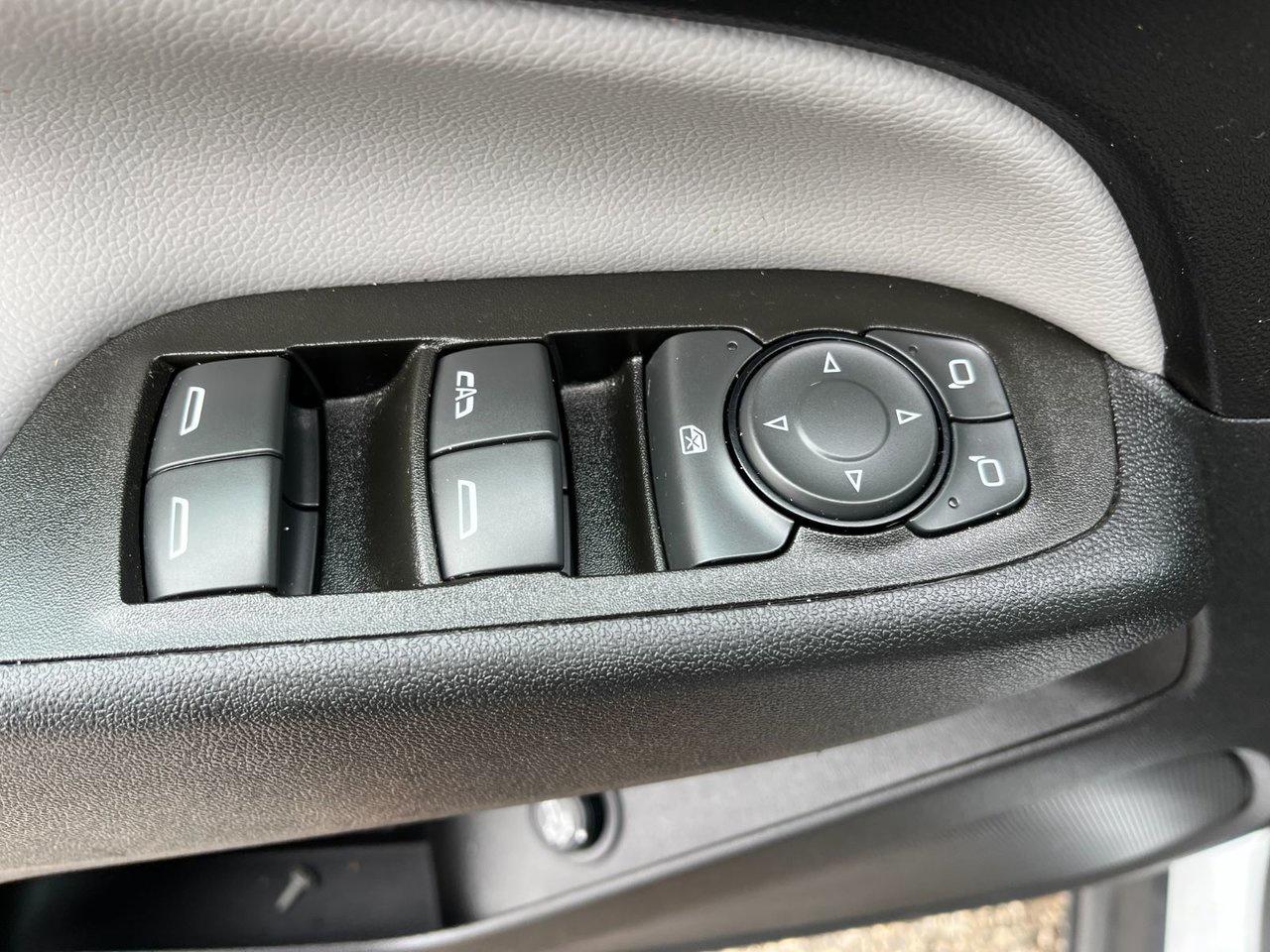 2023 Chevrolet Equinox AWD 4DR LT Photo
