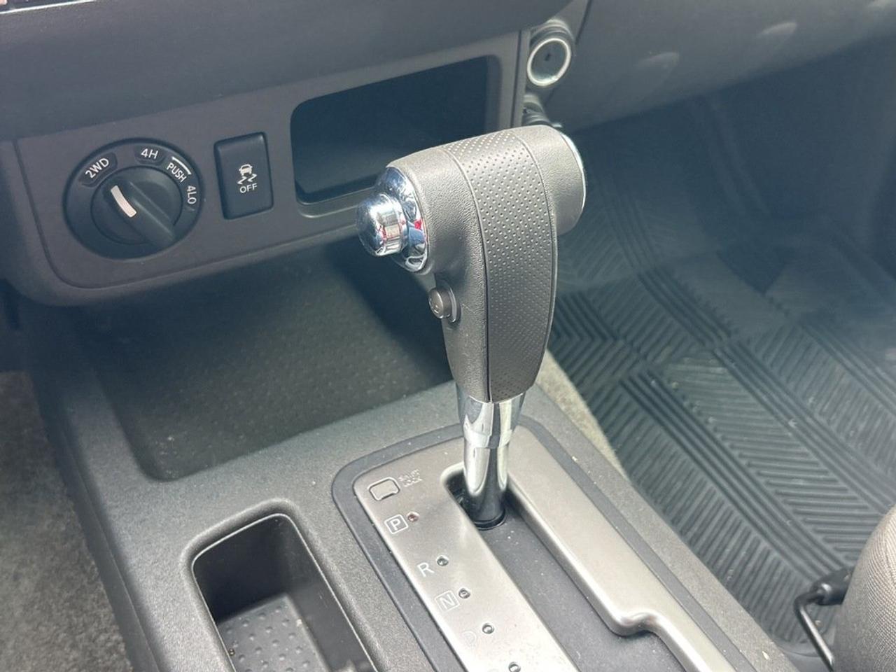 2014 Nissan Xterra S AWD at Photo