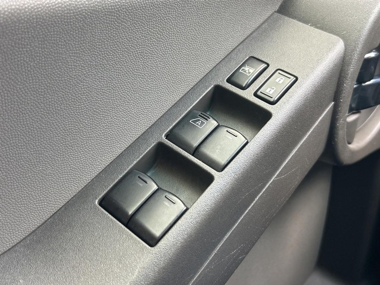 2014 Nissan Xterra S AWD at Photo