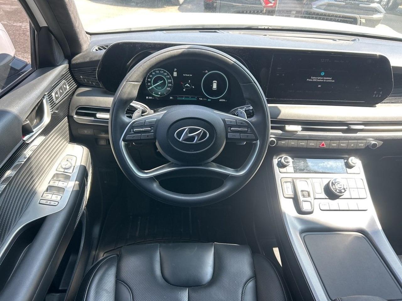 2023 Hyundai PALISADE AWD Ultimate Calligraphy 7P Photo
