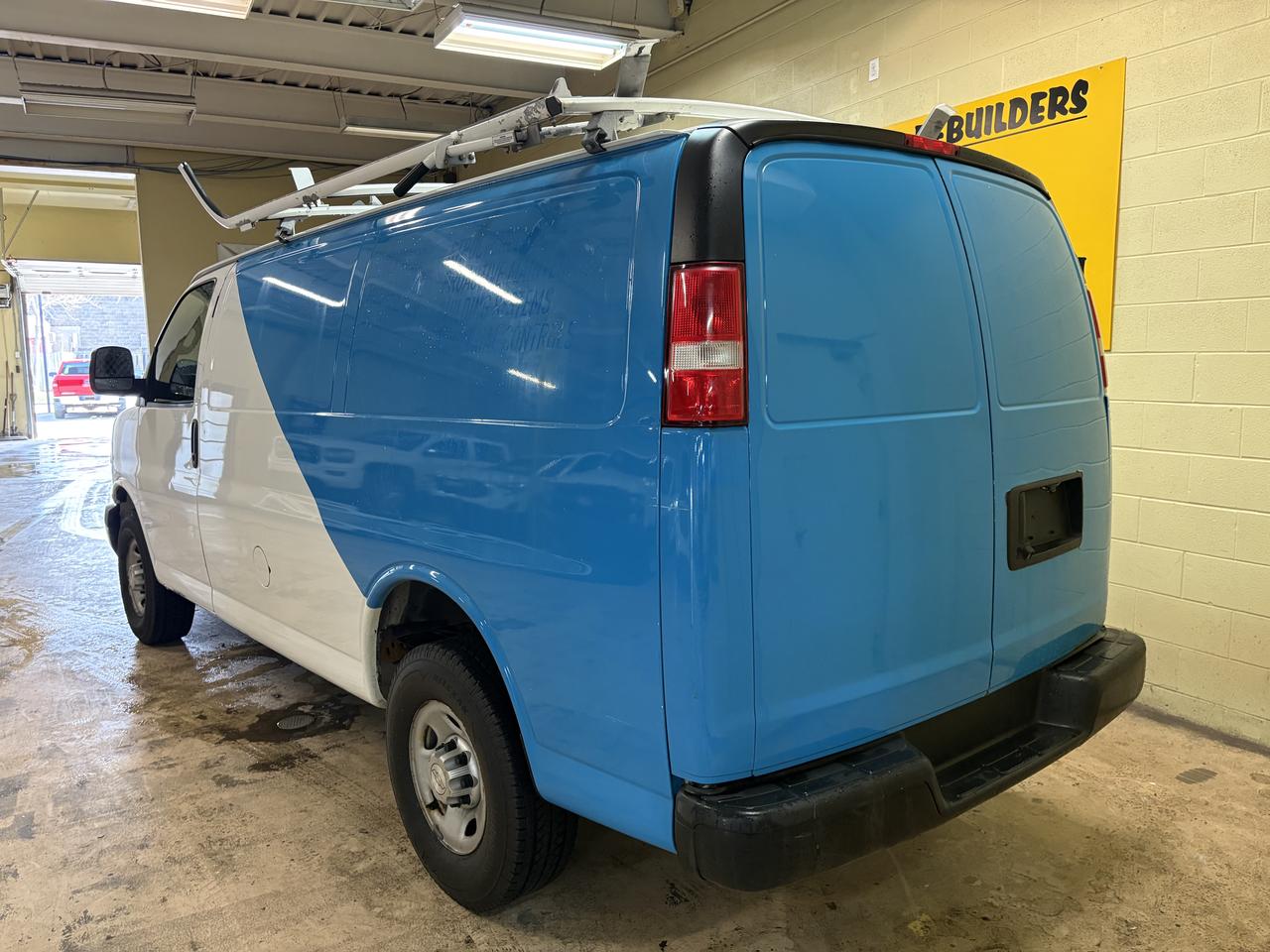2018 Chevrolet Express Cargo Van  Photo3