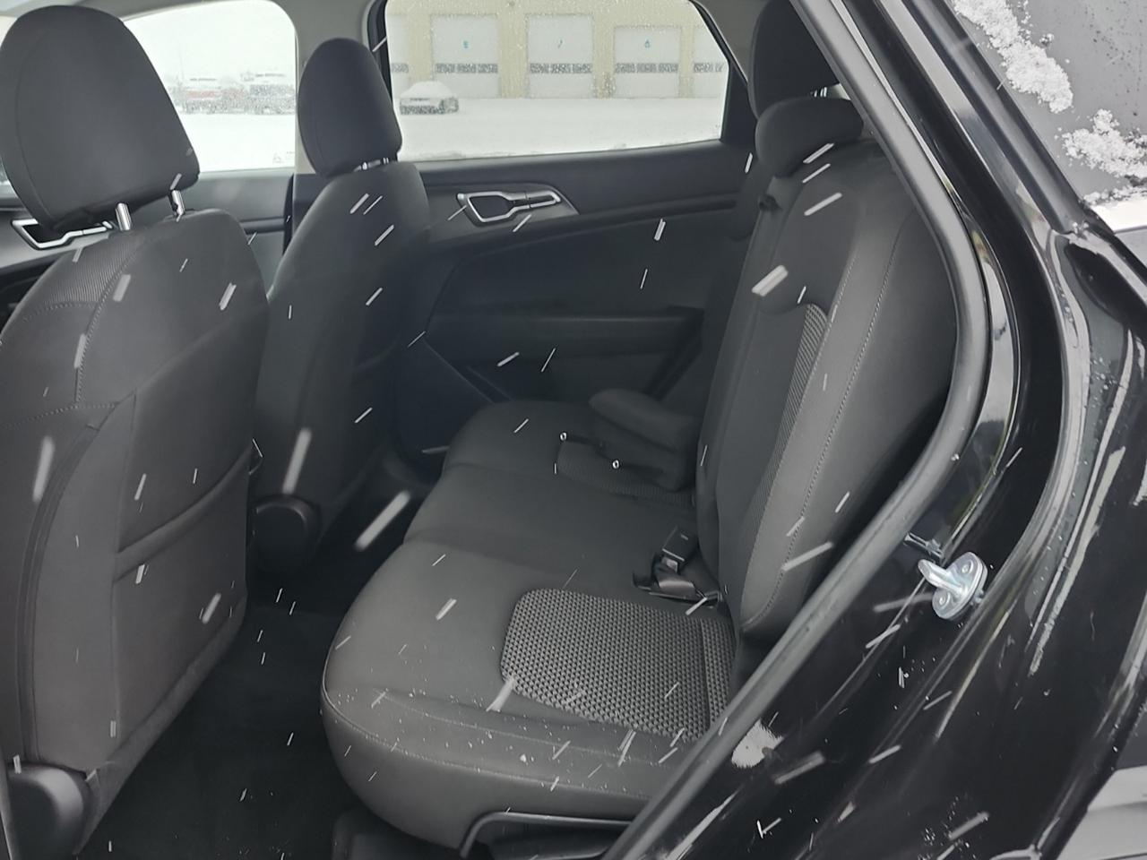 2023 Kia Sportage LX Photo