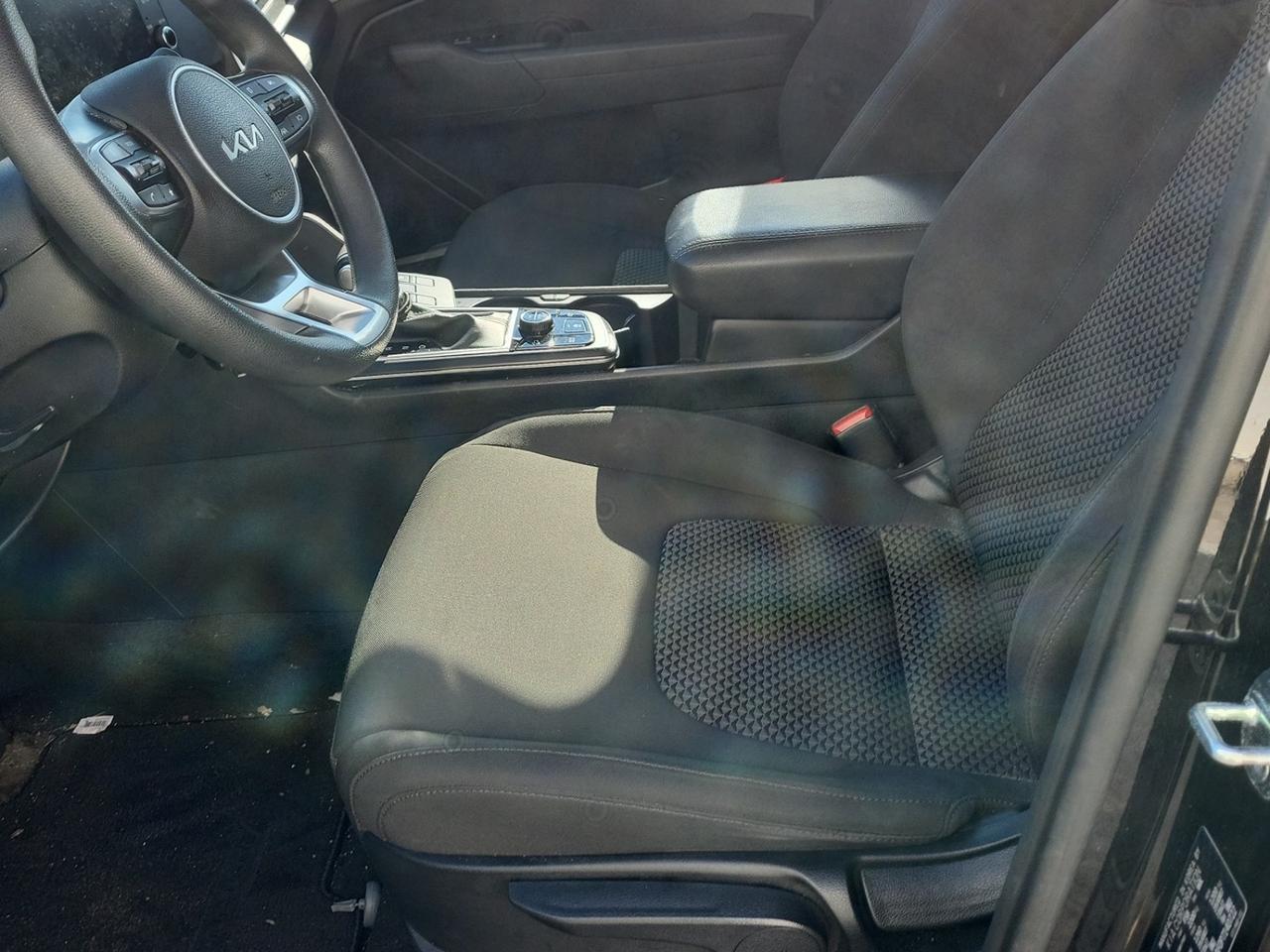2023 Kia Sportage LX Photo