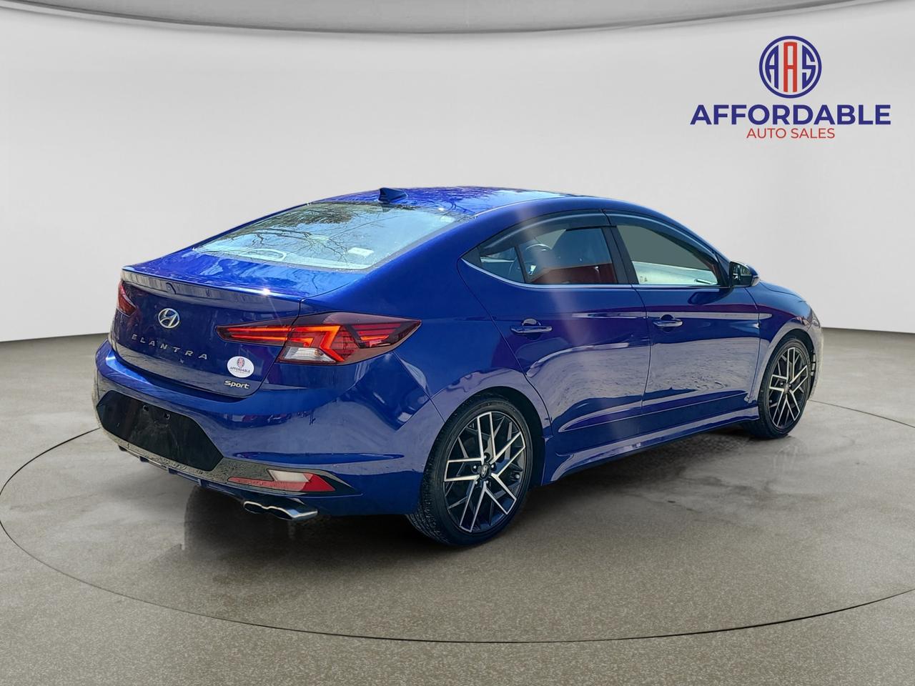 2019 Hyundai Elantra Sport - Photo #5