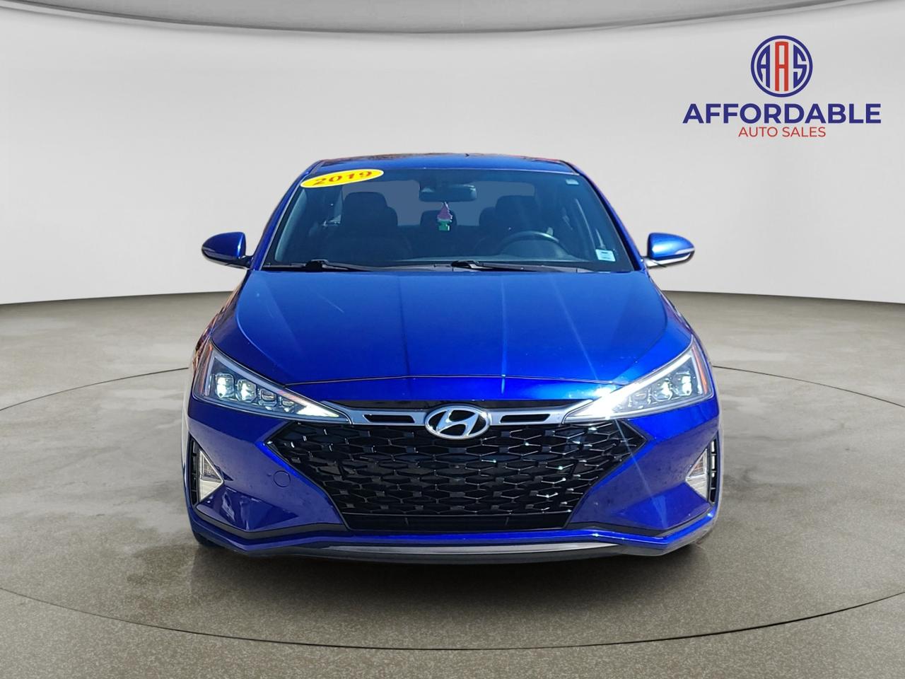 2019 Hyundai Elantra Sport Photo