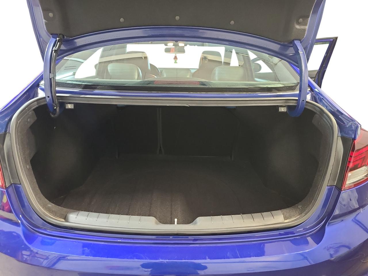 2019 Hyundai Elantra Sport - Photo #18