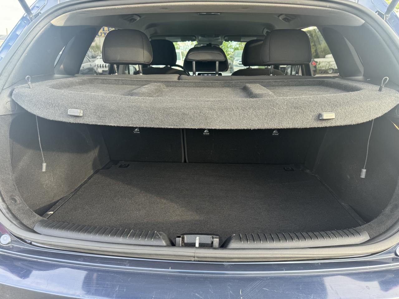 2018 Hyundai Elantra GT GL Photo