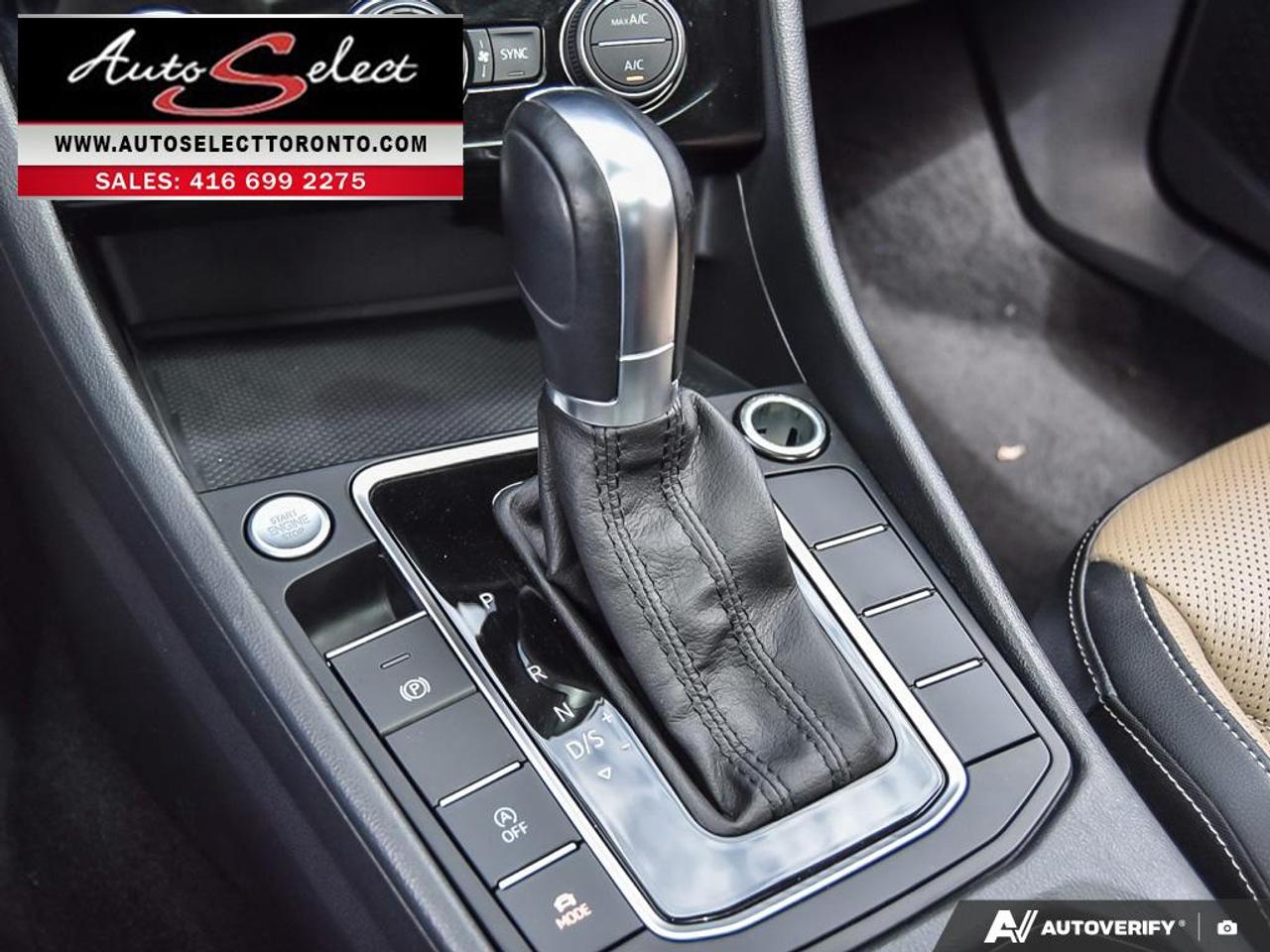 2019 Volkswagen Jetta Execline Apple Carplay - Android Auto - Sunroof - Leather Photo