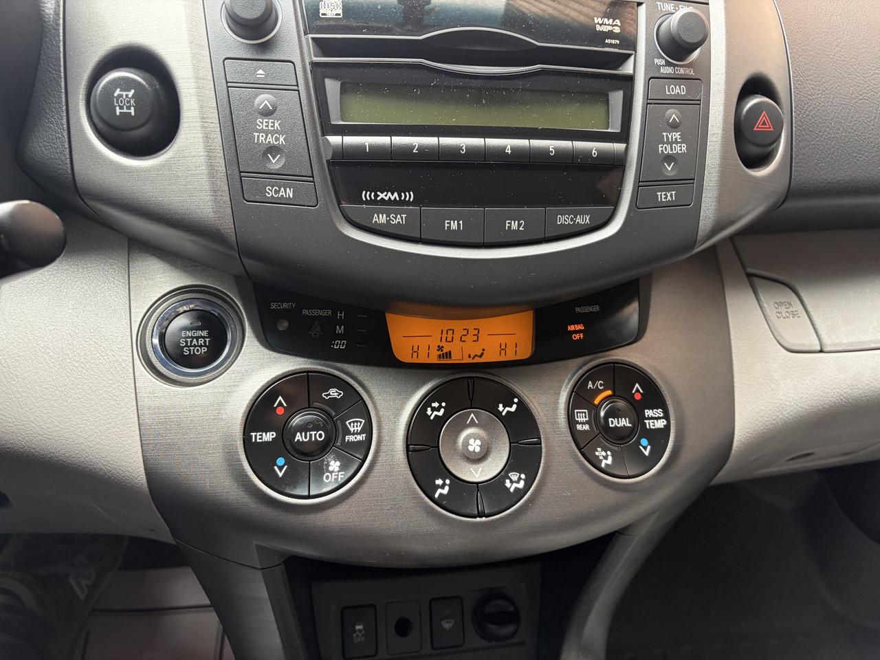 2010 Toyota RAV4 LIMITED  Photo