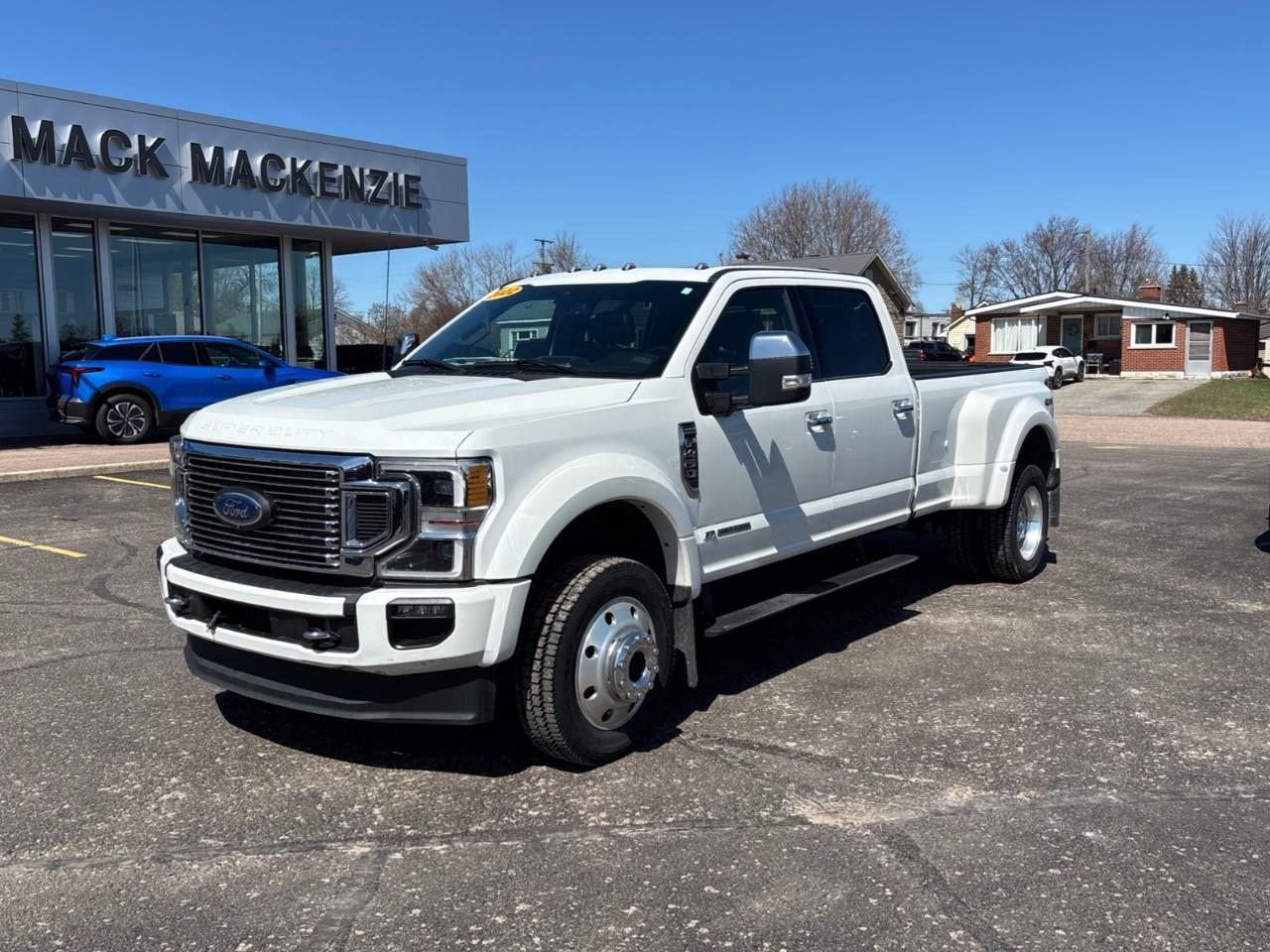 2022 Ford F-450 Platinum Photo