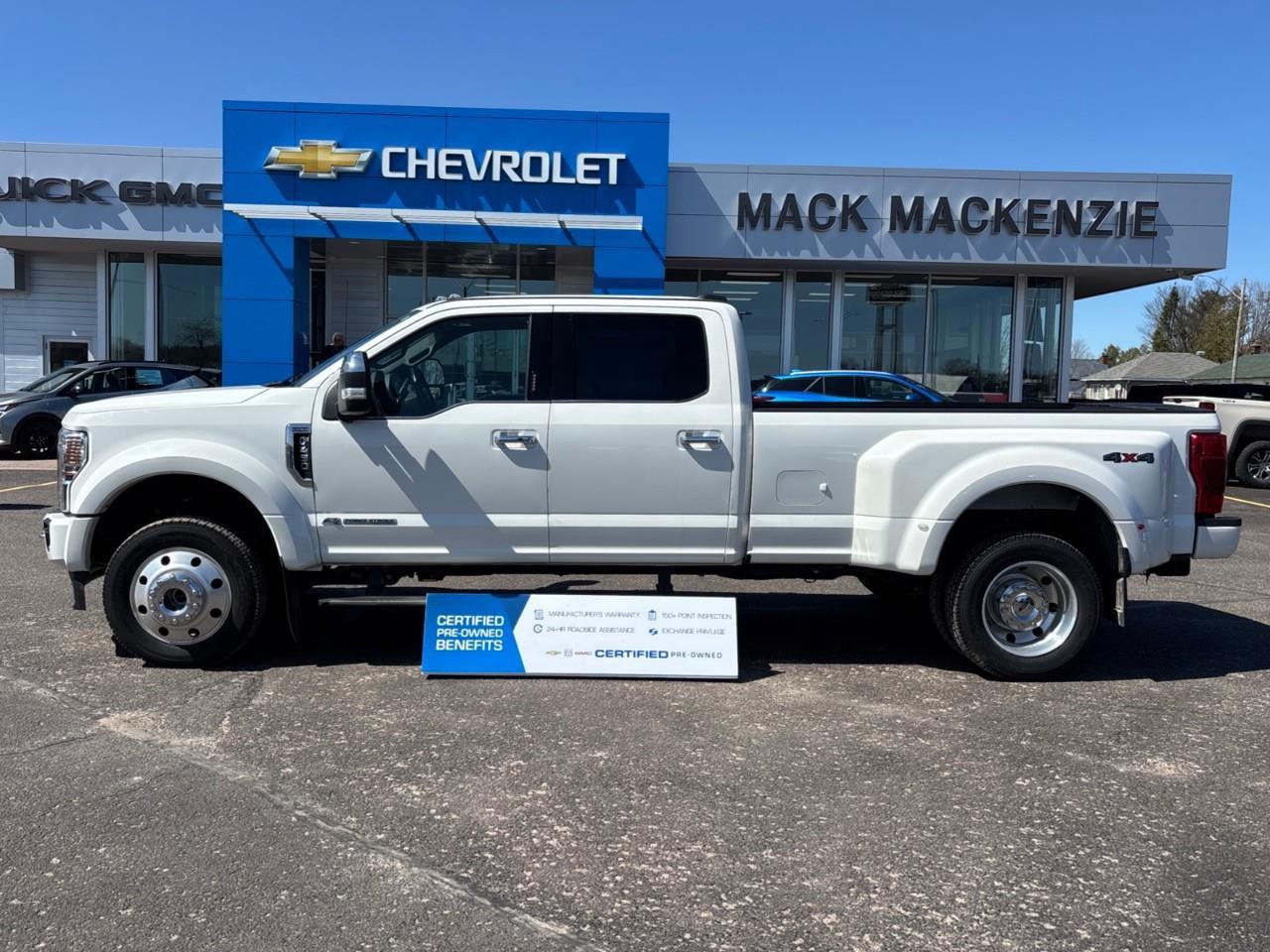 2022 Ford F-450 Platinum Photo3