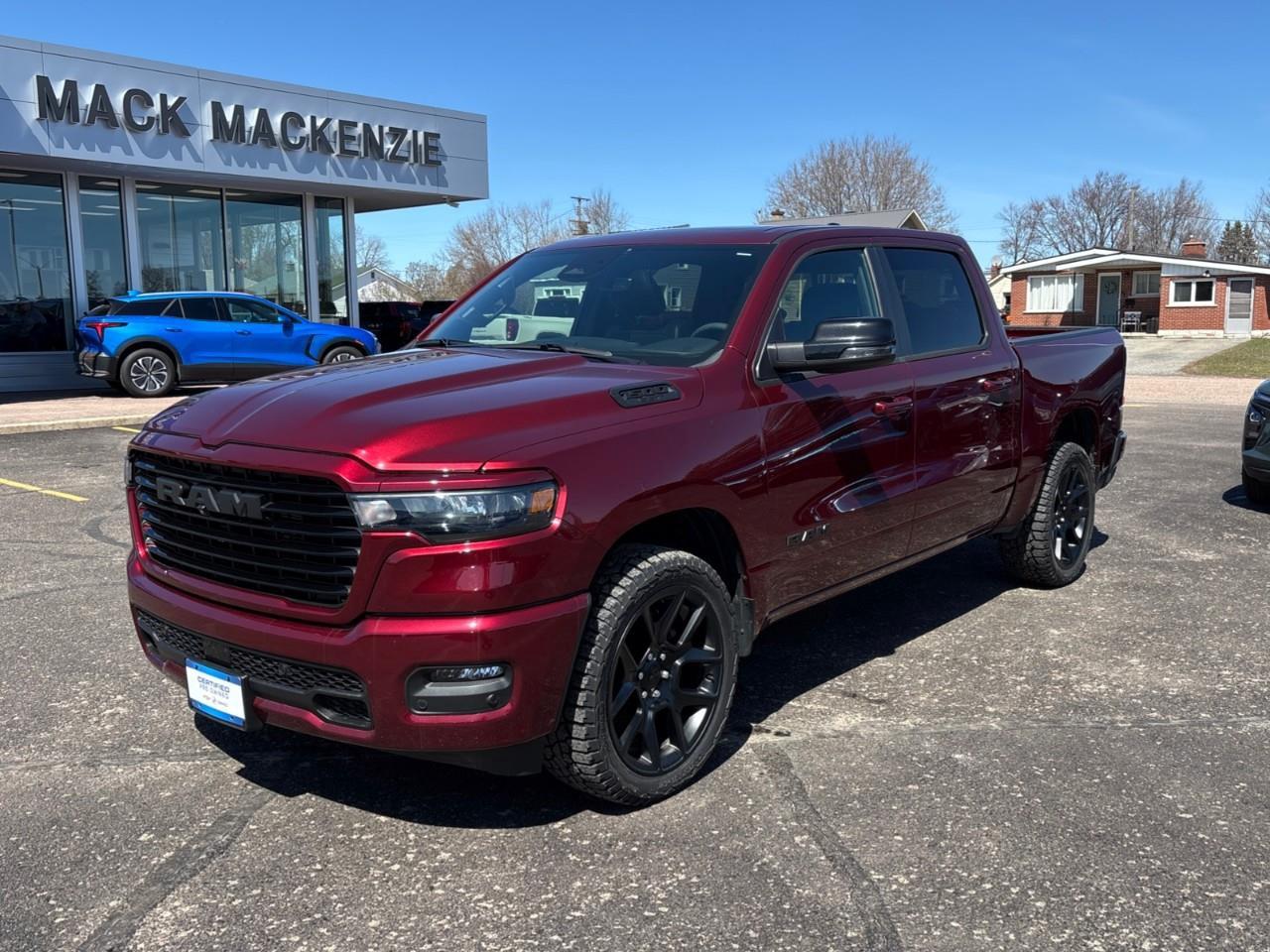 2025 RAM 1500 SPORT Photo4