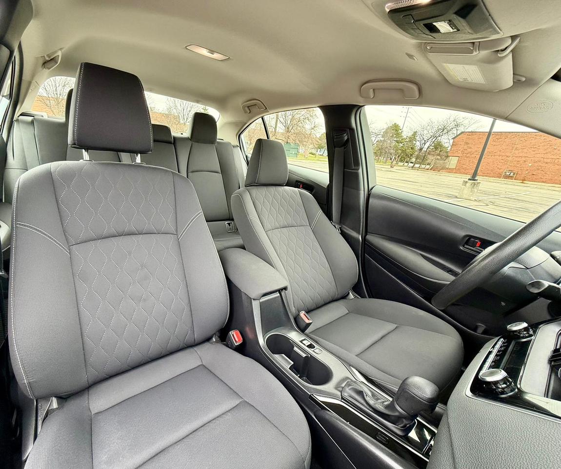 2023 Toyota Corolla Hybrid LE Photo
