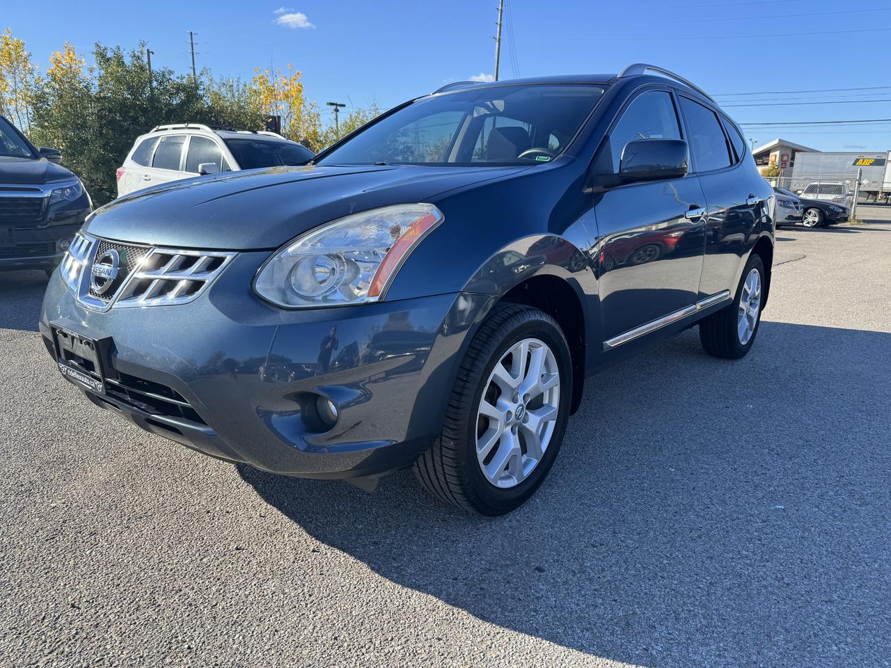 2013 Nissan Rogue SV - Photo #1